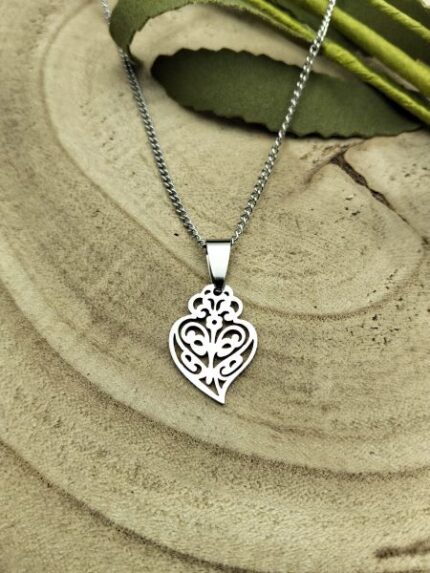 Fio em Aço com Coração de Viana