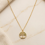 Fio em Aço Dourado C/ Árvore da Vida e Brilhantes Coloridos